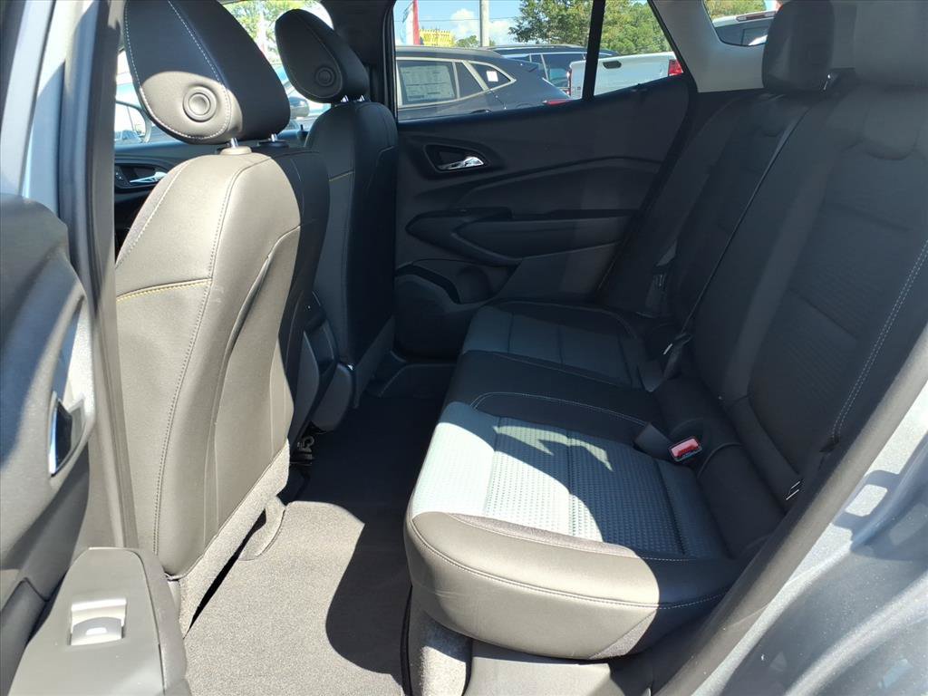 New 2026 Chevrolet Trax LT w/ Driver Confidence Package FWD image 14