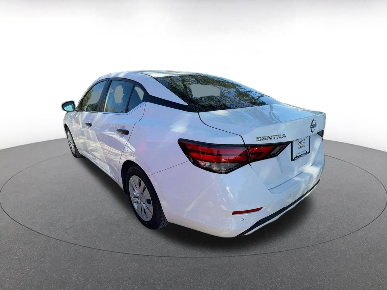 Used 2025 Nissan Sentra S image 2