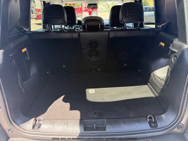 Used 2016 Jeep Renegade Limited AWD/4WD image 15