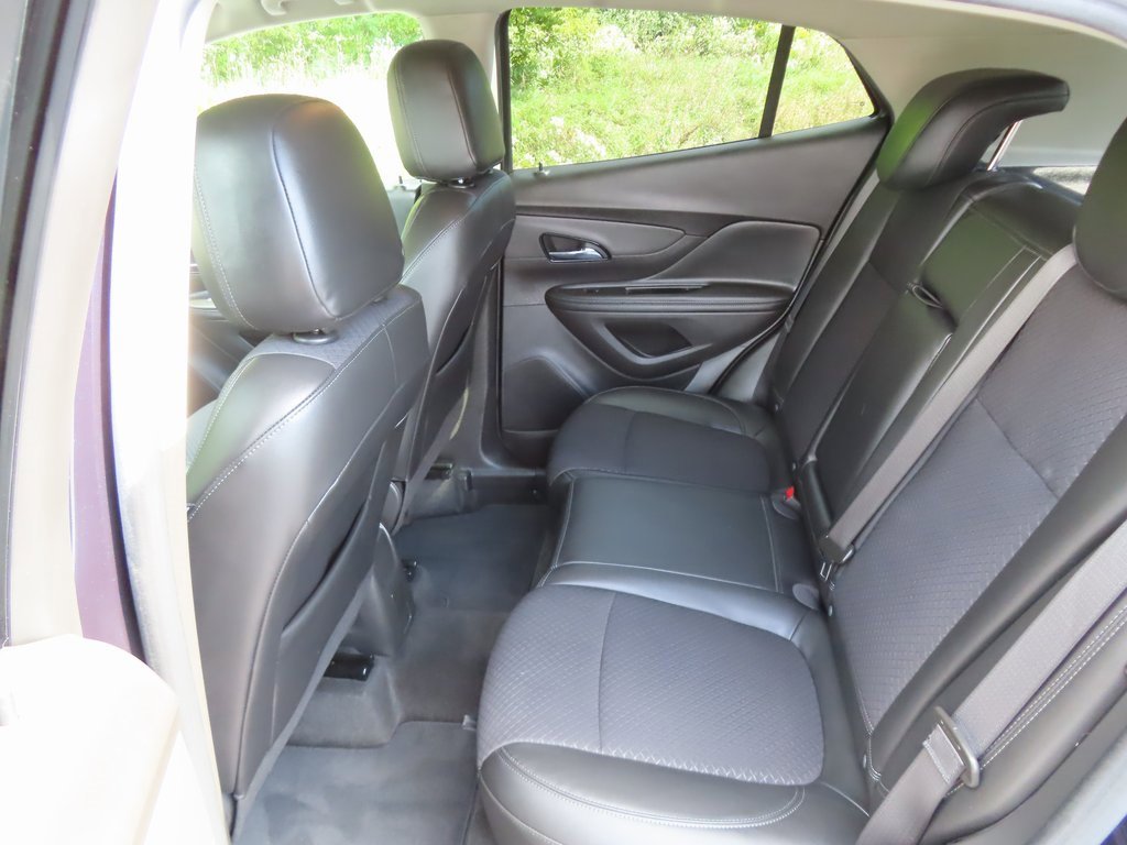 Used 2022 Buick Encore Preferred image 30