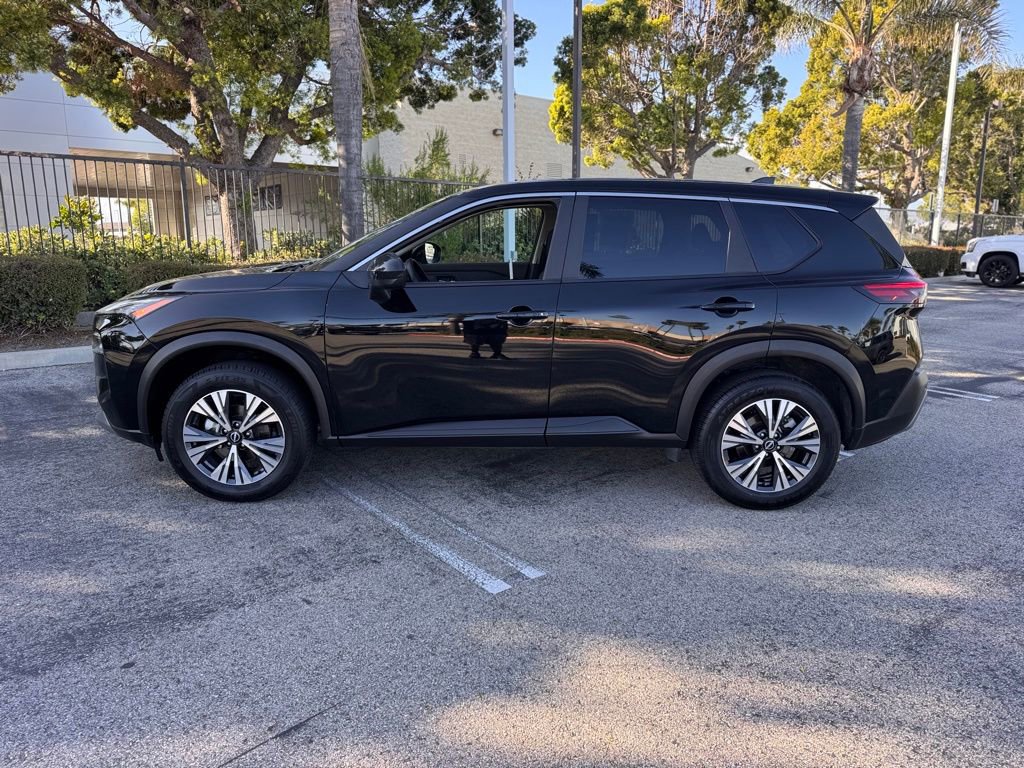 Certified 2023 Nissan Rogue SV image 5