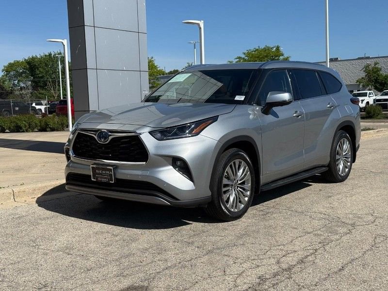 Used 2024 Toyota Highlander Platinum AWD/4WD image 6