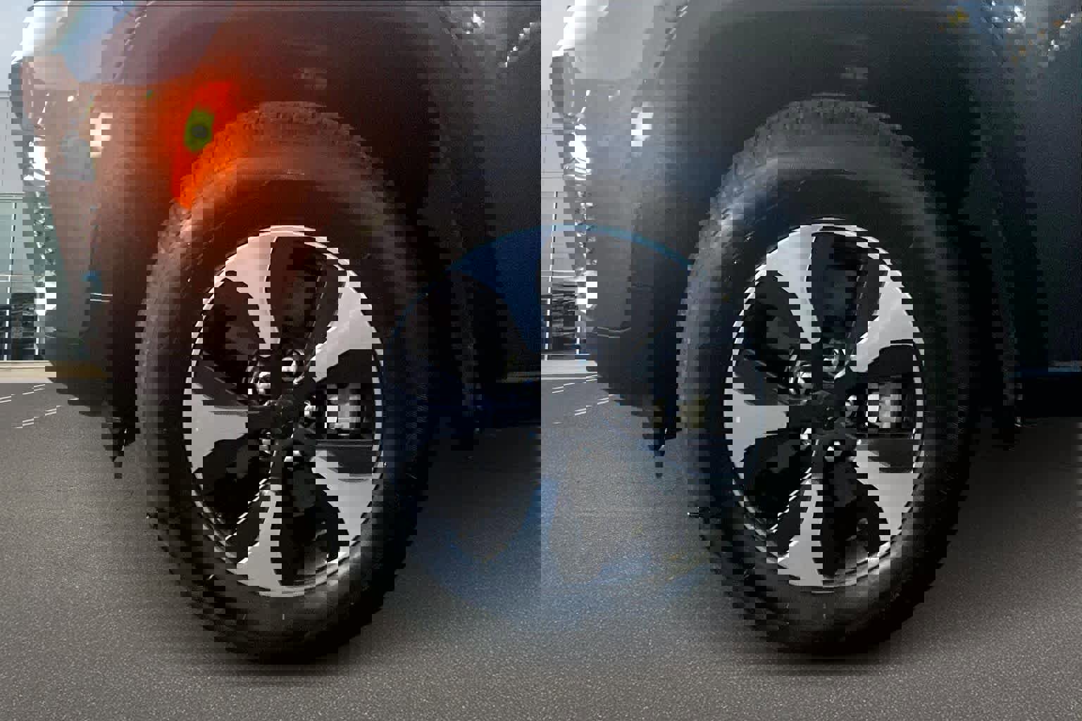 Used 2024 Jeep Grand Cherokee Limited 4xe image 8