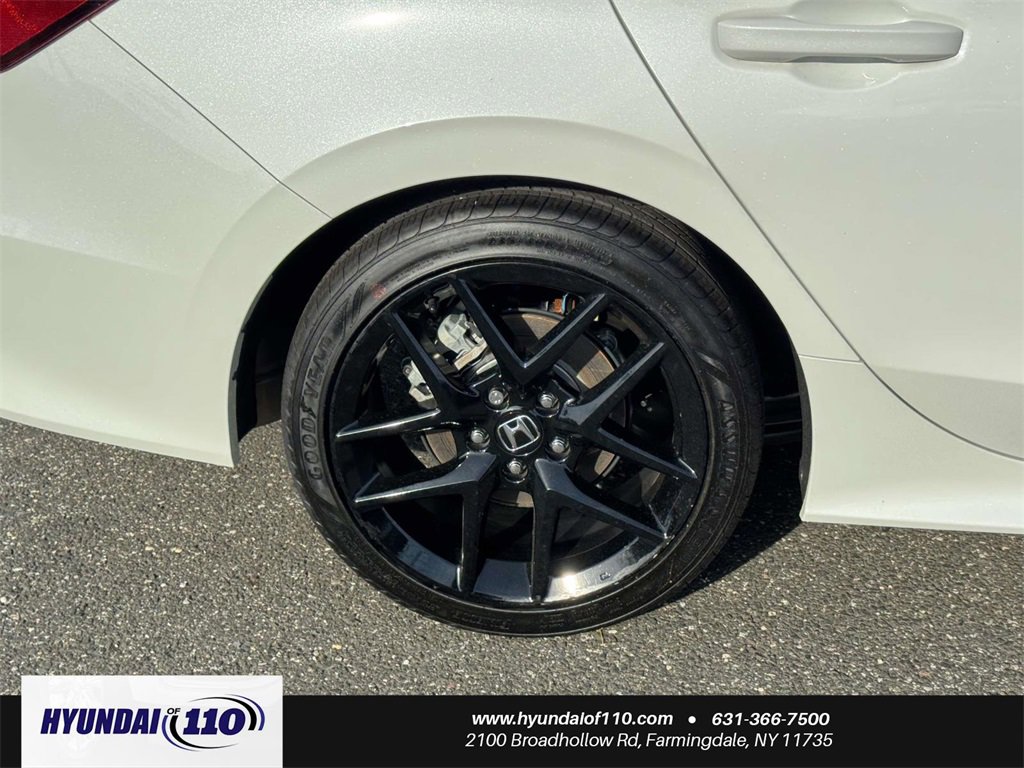 Used 2025 Honda Civic Sport image 11