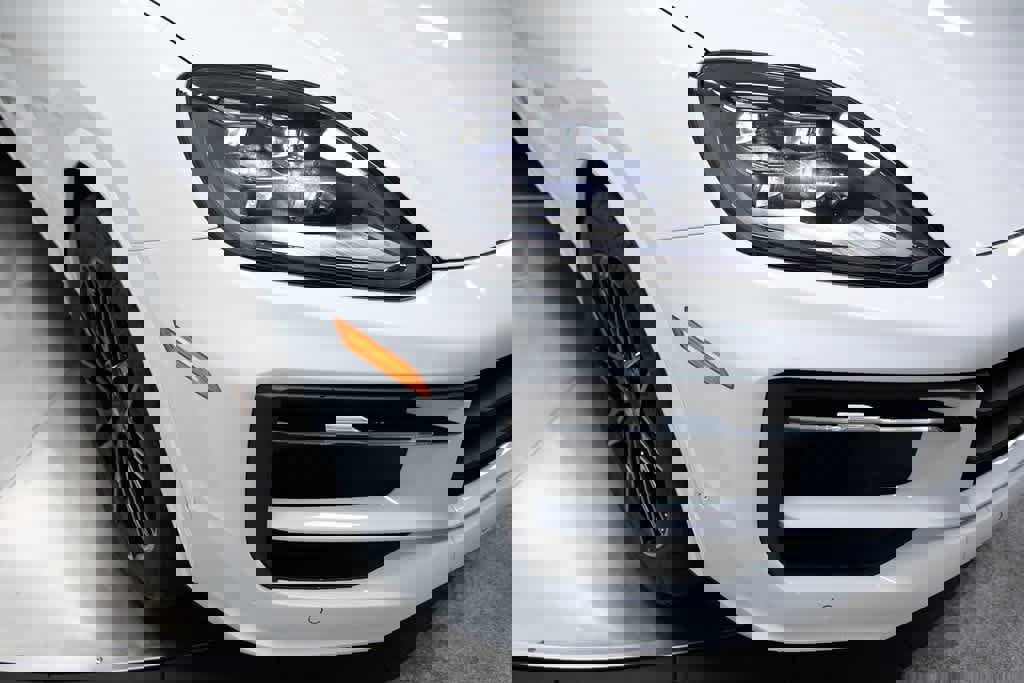 New 2026 Porsche Cayenne S image 12
