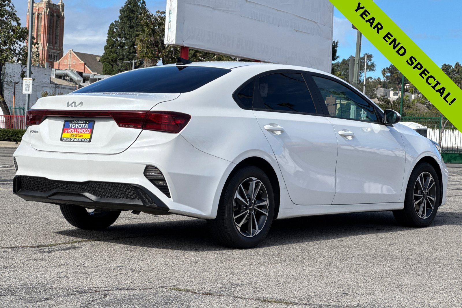 Used 2023 Kia Forte LXS w/ LXS Technology Package image 4