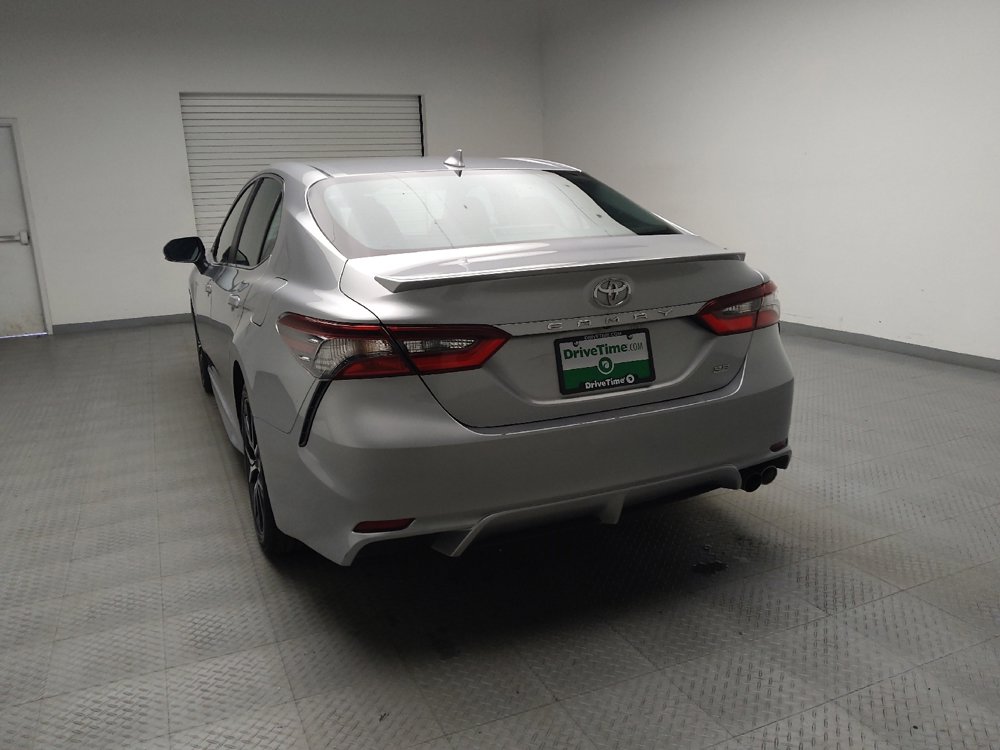 Used 2023 Toyota Camry SE FWD image 6