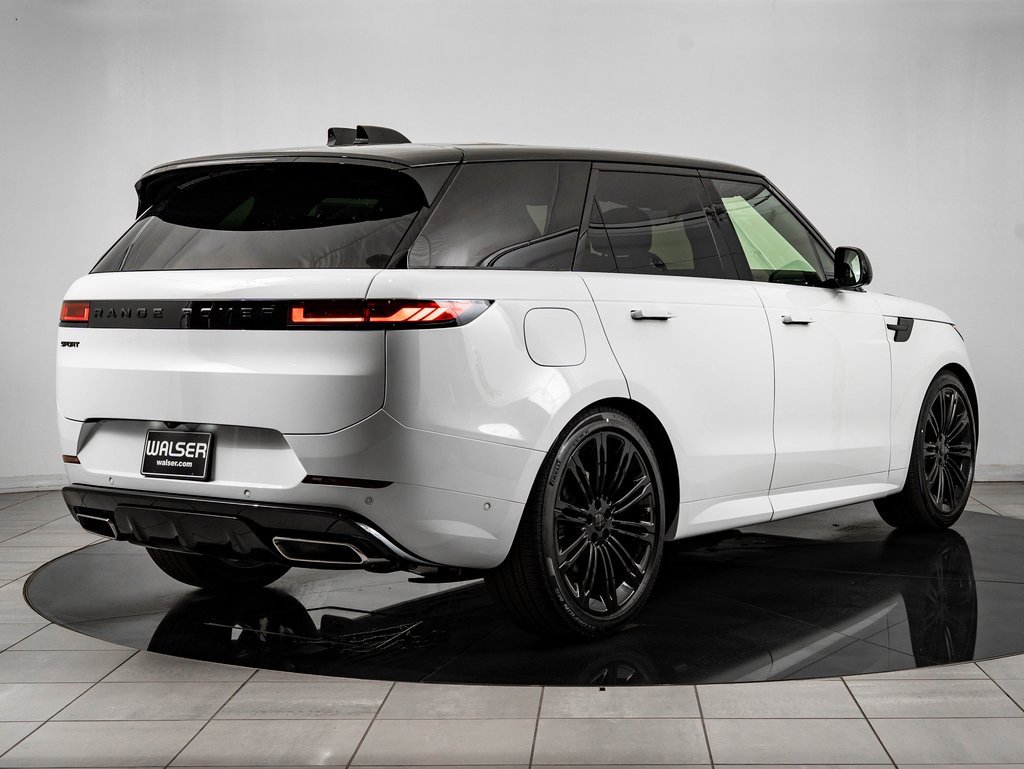New 2026 Land Rover Range Rover Sport Dynamic SE image 7