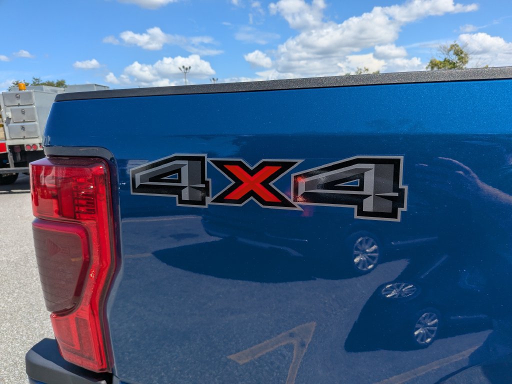 Certified 2022 Ford F250 Limited AWD/4WD image 12