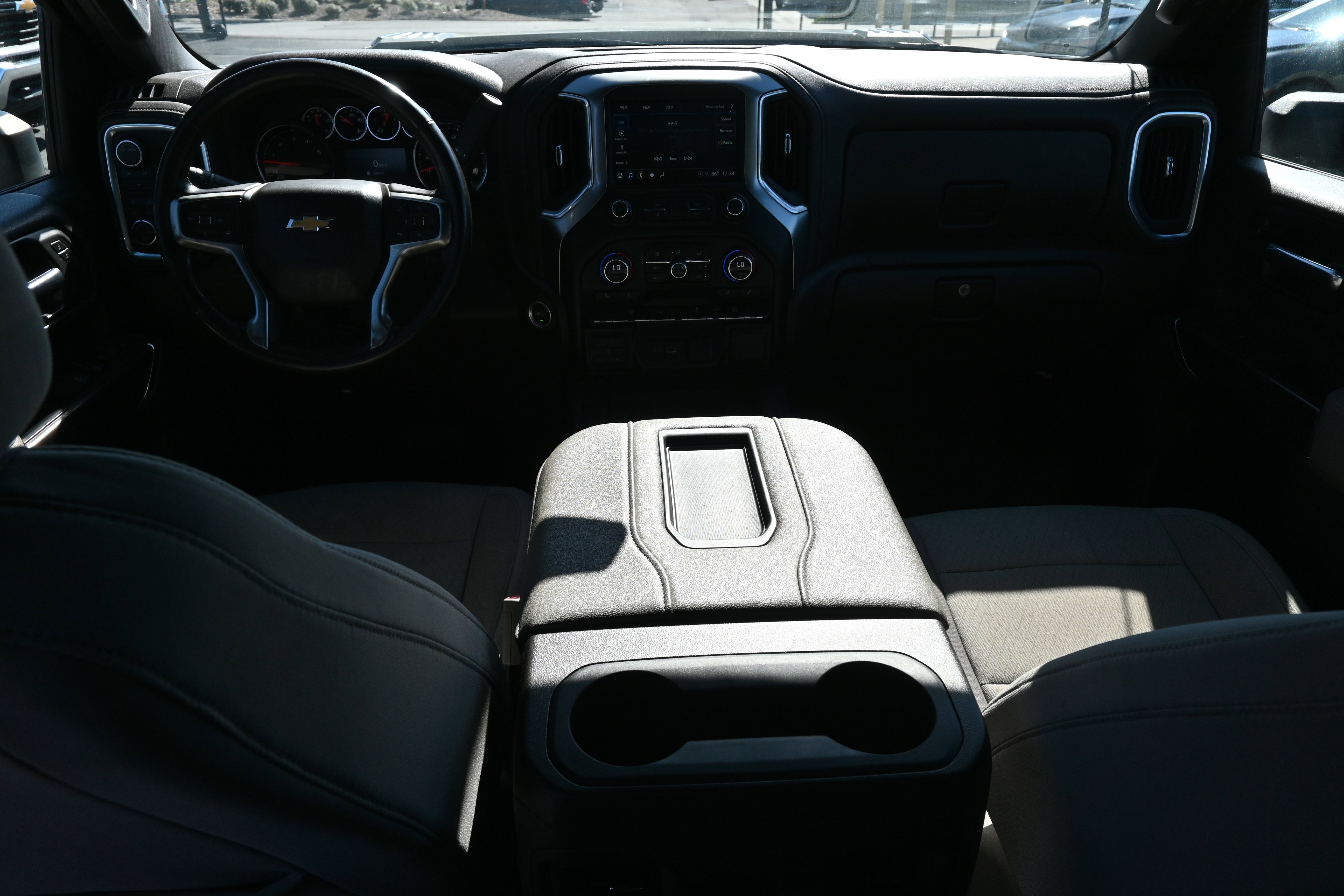 Used 2021 Chevrolet Silverado 3500 LT w/ Convenience Package image 3