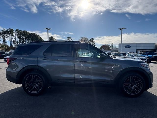 New 2026 Ford Explorer ST w/ Sun And Sound Package AWD/4WD image 6