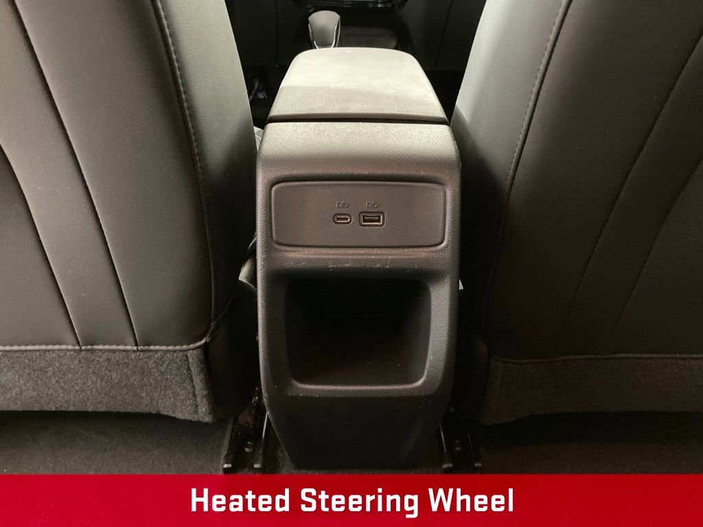 Used 2024 Chevrolet Trax LT w/ LT Convenience Package image 17