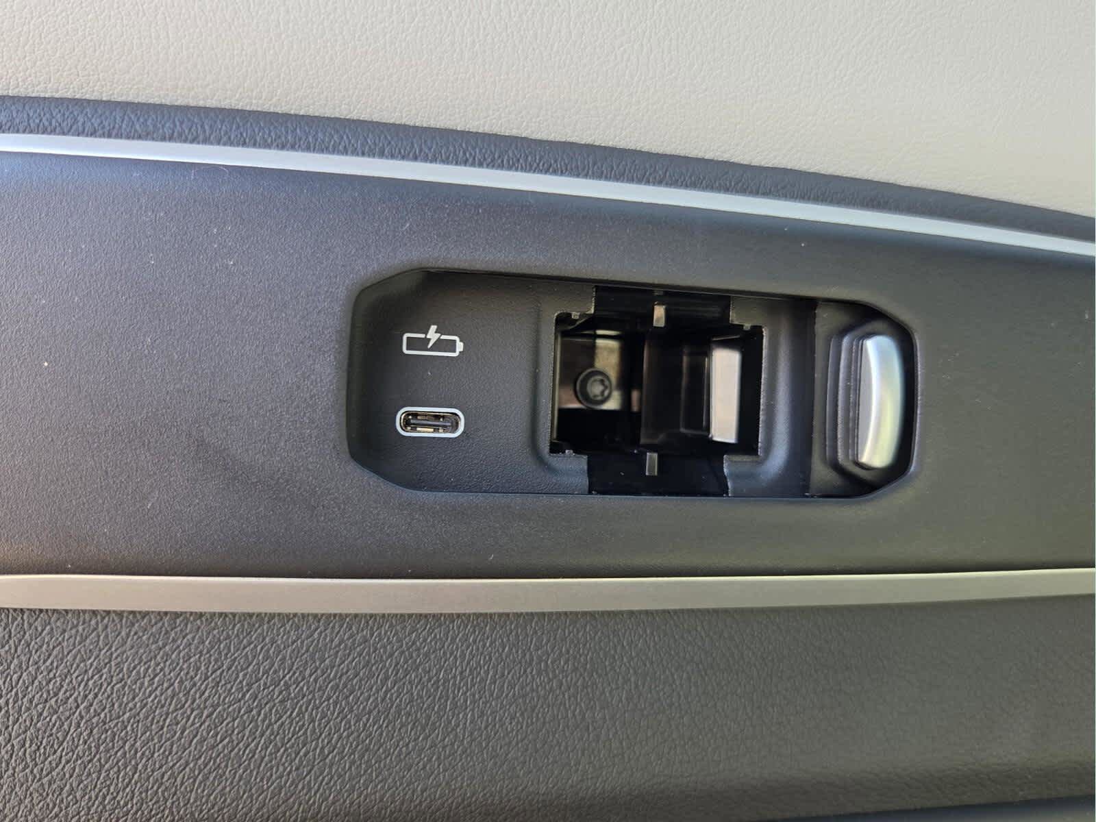 Certified 2026 BMW X7 xDrive40i image 13