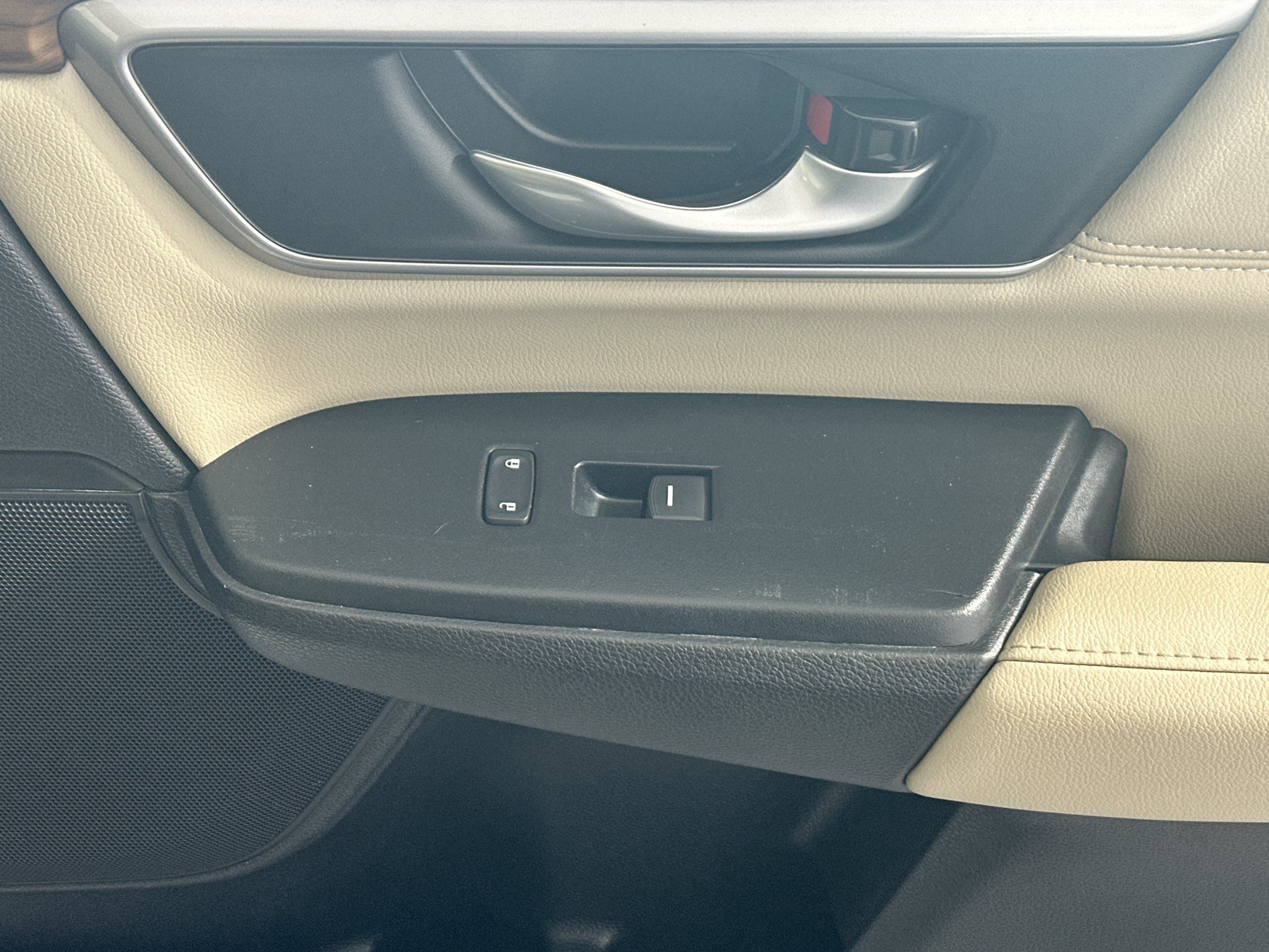 Used 2020 Honda CR-V EX-L image 29
