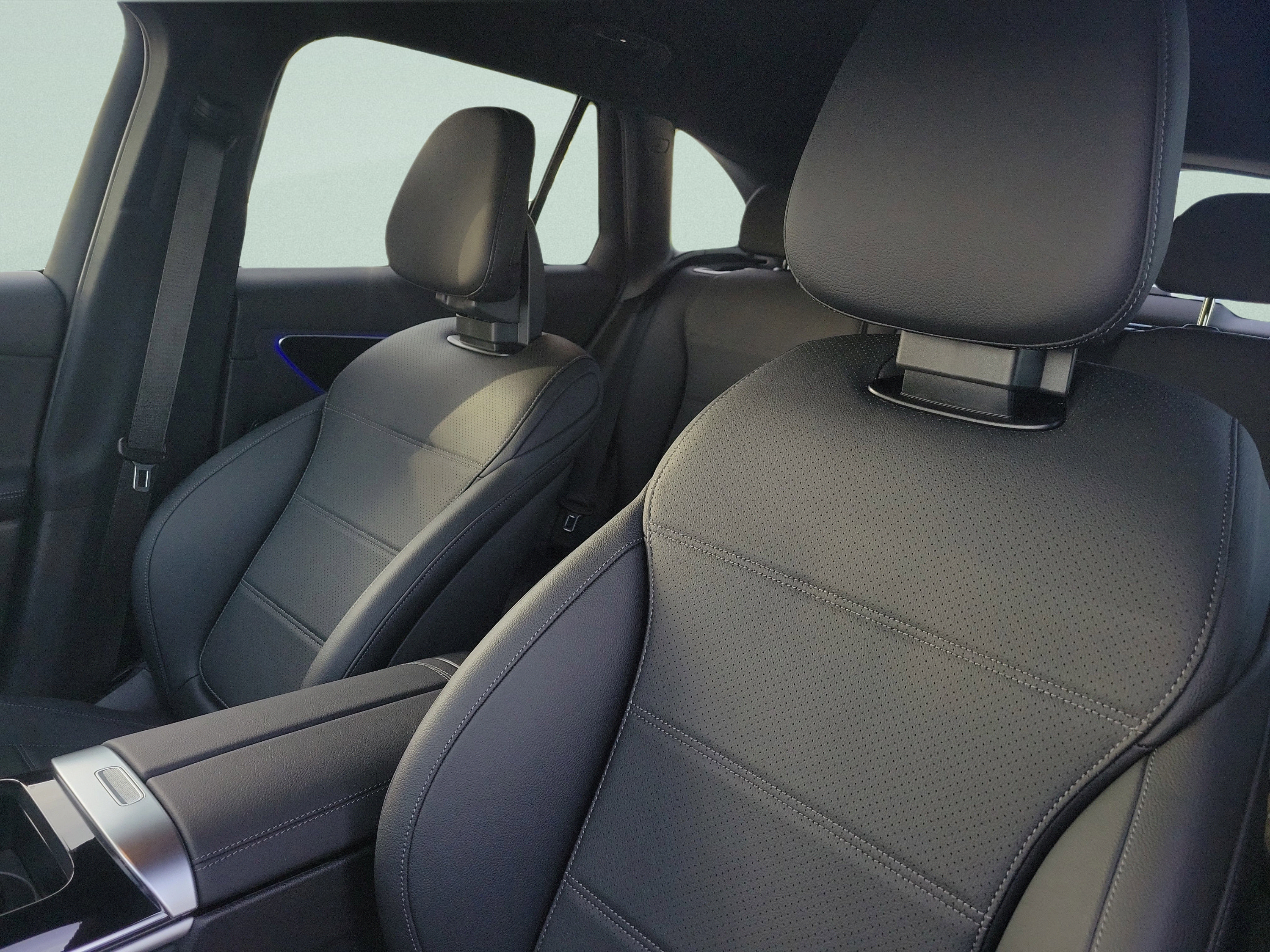 Certified 2026 Mercedes-Benz GLC 300 image 19