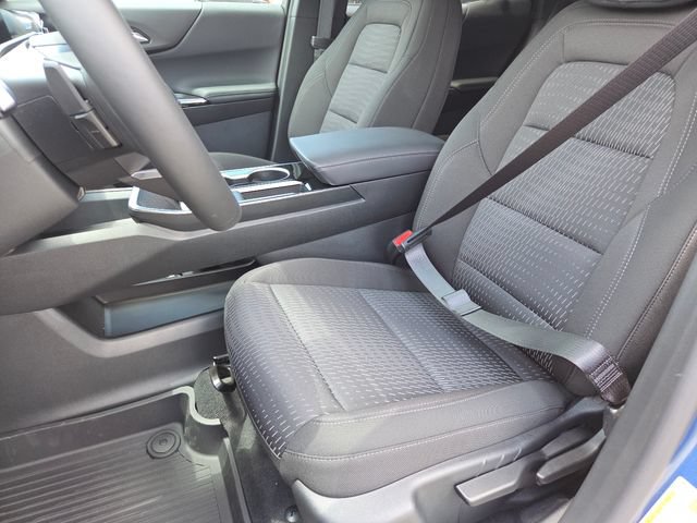 Used 2026 Chevrolet Equinox LT w/ Safety and Technology Package FWD image 21