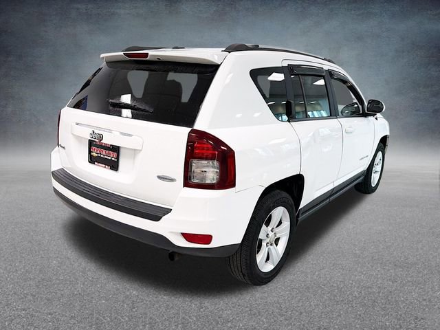 Used 2016 Jeep Compass Latitude image 6