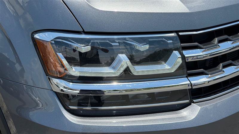 Used 2018 Volkswagen Atlas SEL AWD/4WD image 10