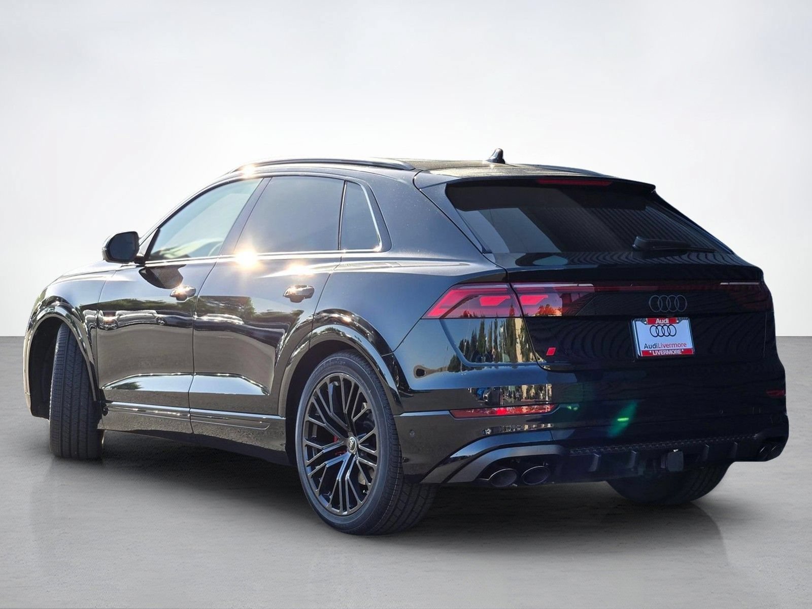 New 2026 Audi SQ8 Prestige AWD/4WD image 5