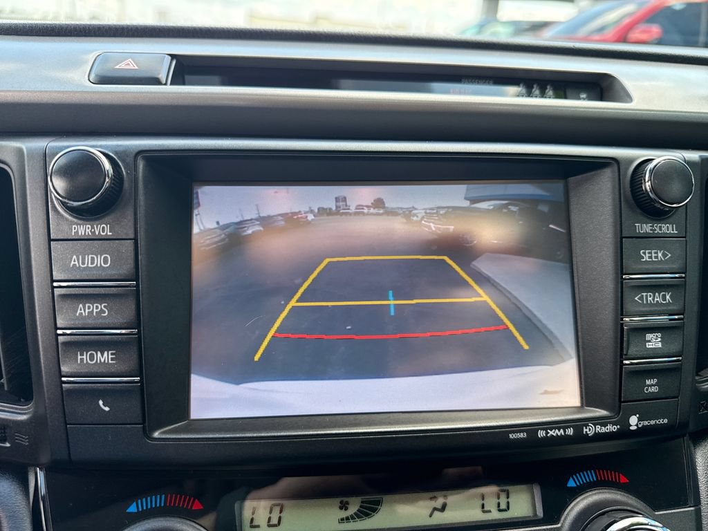 Used 2018 Toyota RAV4 XLE FWD image 32