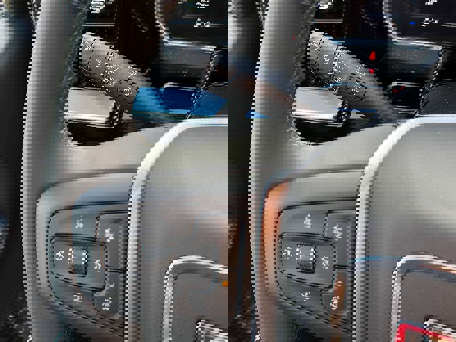 New 2026 GMC Sierra 2500 SLT image 33