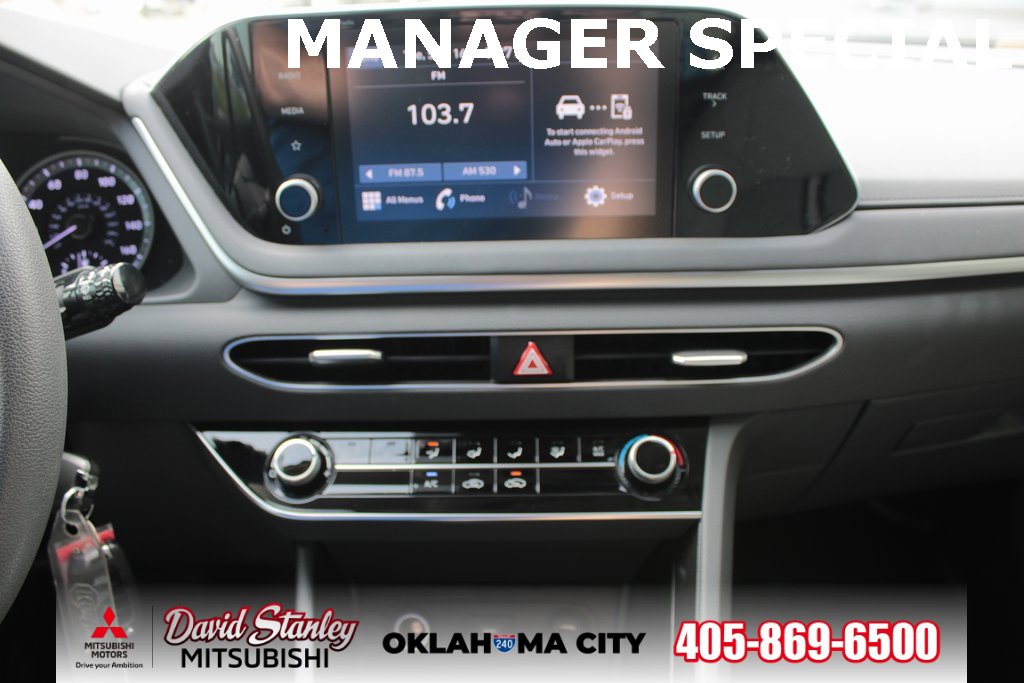 Used 2022 Hyundai Sonata SE w/ Preferred Accessory Package image 16