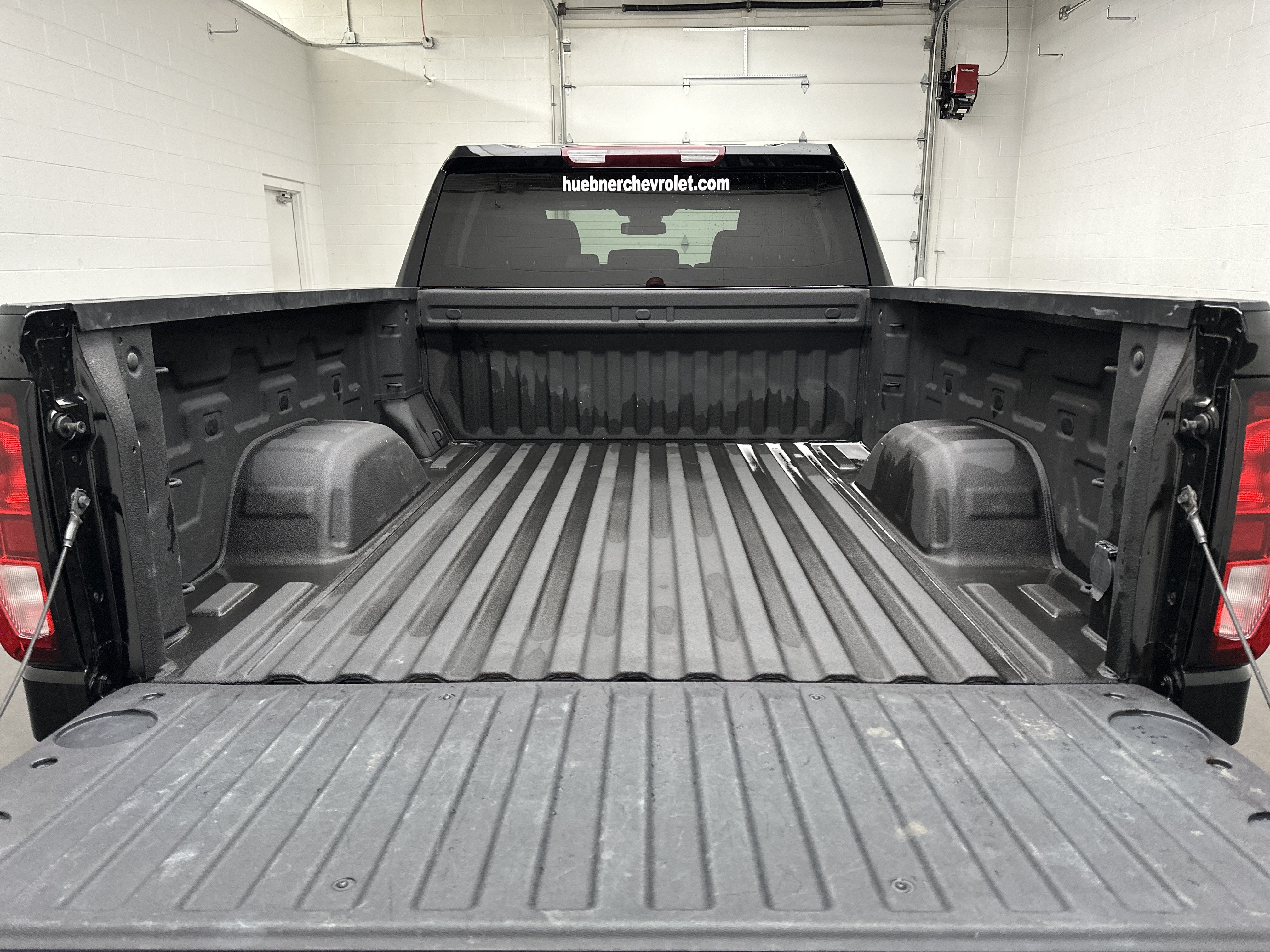 Used 2024 GMC Sierra 1500 Pro w/ Pro Value Package AWD/4WD image 15