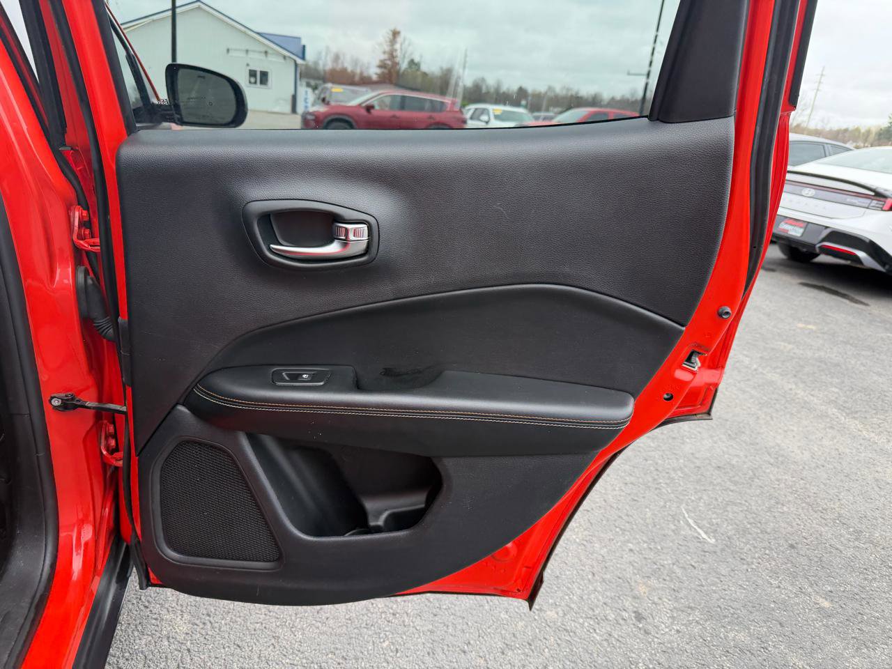Used 2021 Jeep Compass Sport w/ Cold Weather Group AWD/4WD image 18