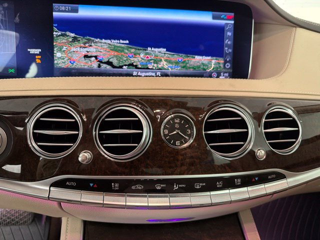 Used 2020 Mercedes-Benz S 450 Sedan image 25