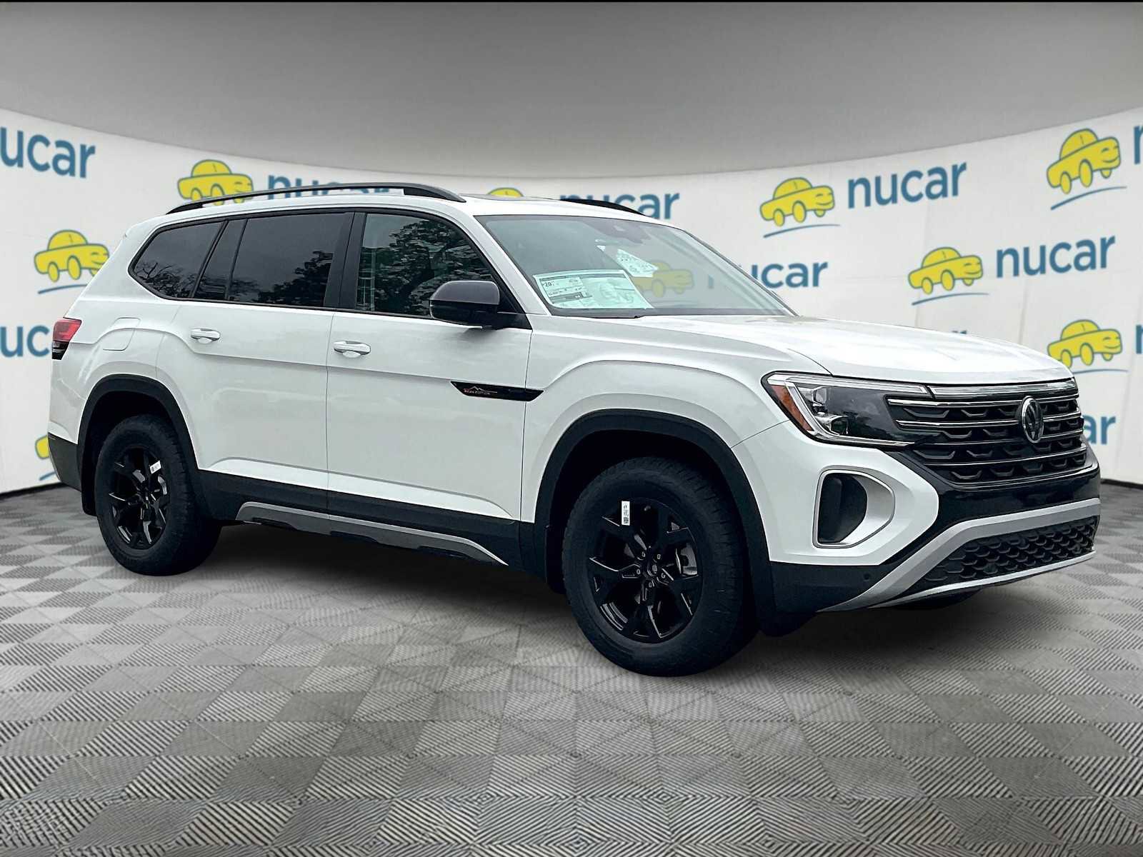 New 2025 Volkswagen Atlas Peak Edition SE