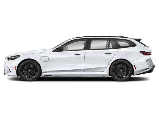 New 2027 BMW M5 Touring w/ M Driver's Package AWD/4WD image 3