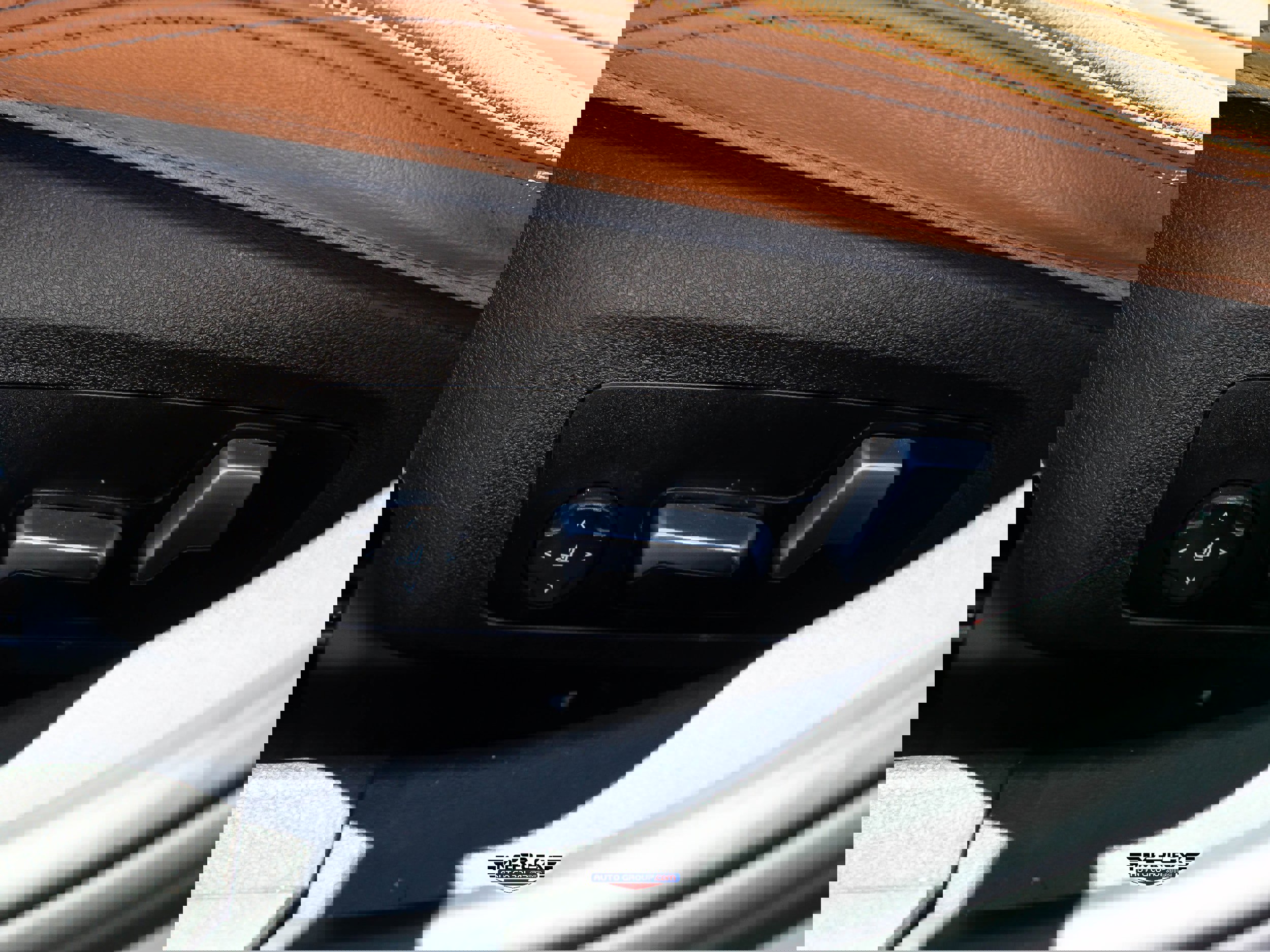 Used 2022 BMW 330e xDrive w/ M Sport Package image 41