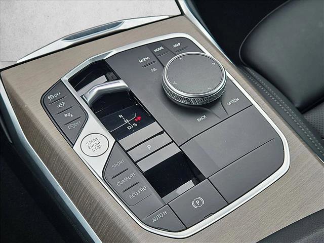 Used 2025 BMW M340i w/ Premium Package RWD image 11