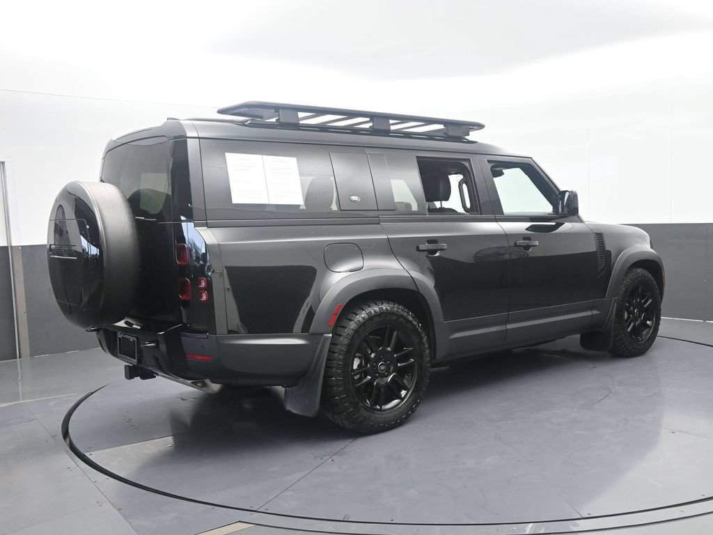 Used 2023 Land Rover Defender 130 SE AWD/4WD image 6