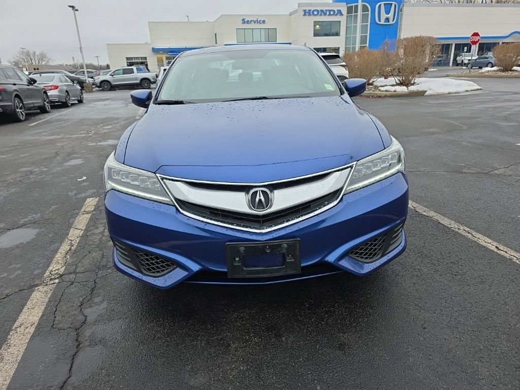 Used 2017 Acura ILX image 2
