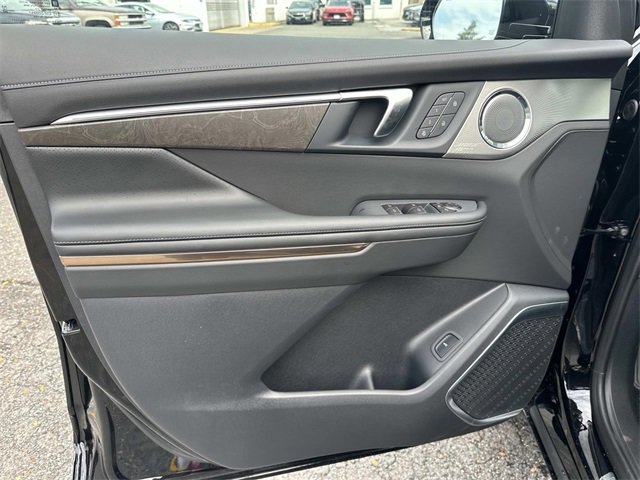 New 2026 Buick Enclave Avenir w/ Super Cruise Package image 8