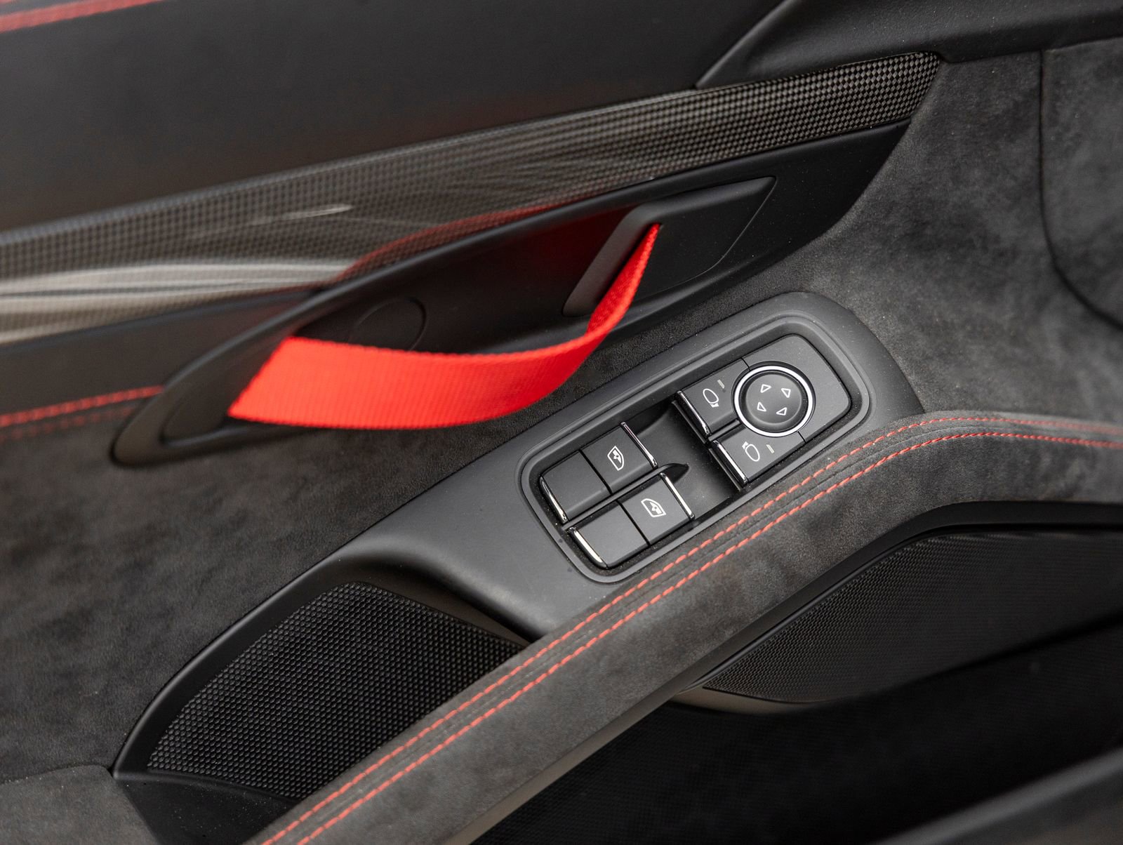 Used 2020 Porsche 718 Cayman GT4 RWD image 29