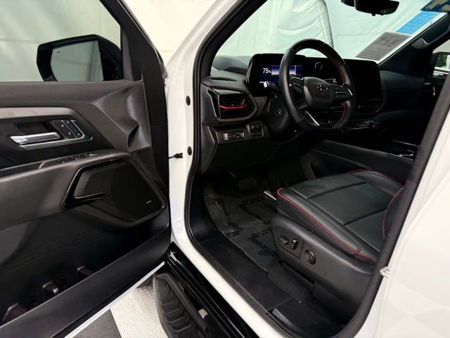 Used 2024 Chevrolet Silverado EV RST AWD/4WD image 32