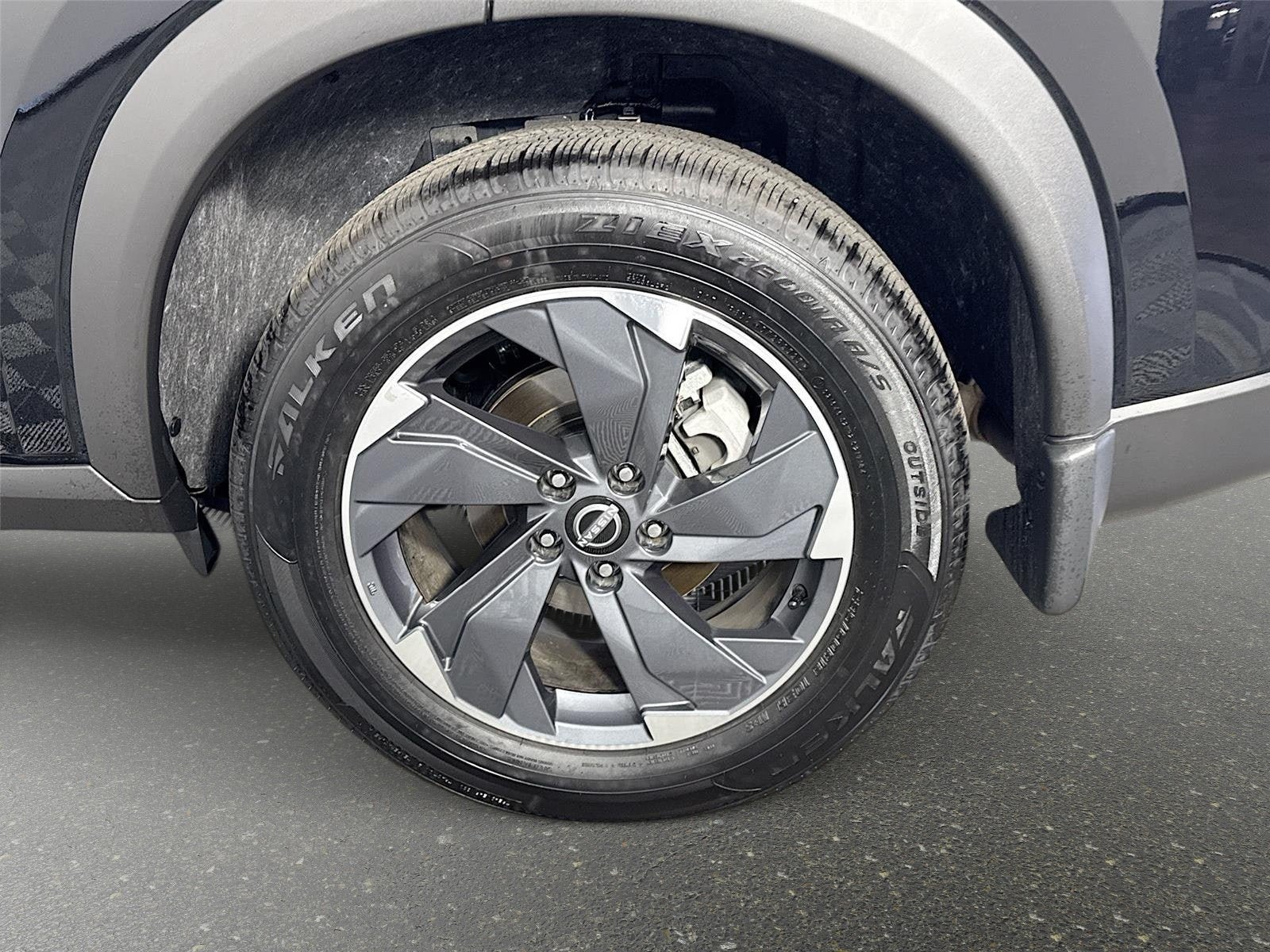 Certified 2026 Nissan Rogue SV w/ Cold Weather Package FWD image 30