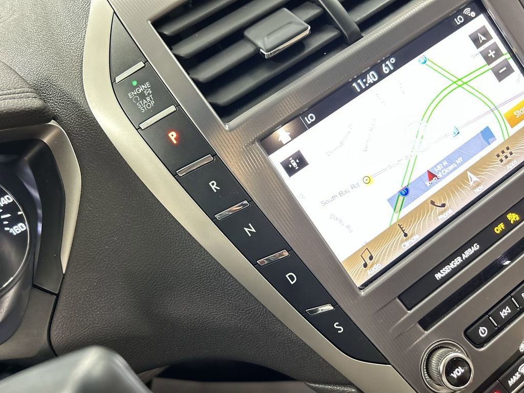 Used 2019 Lincoln MKZ Reserve w/ Reserve Plus Package AWD/4WD image 18