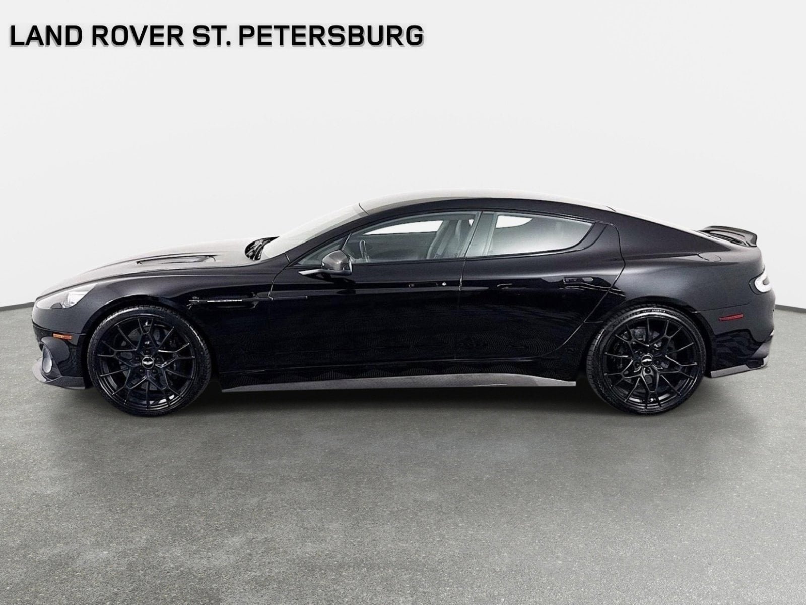Used 2019 Aston Martin Rapide AMR RWD image 8