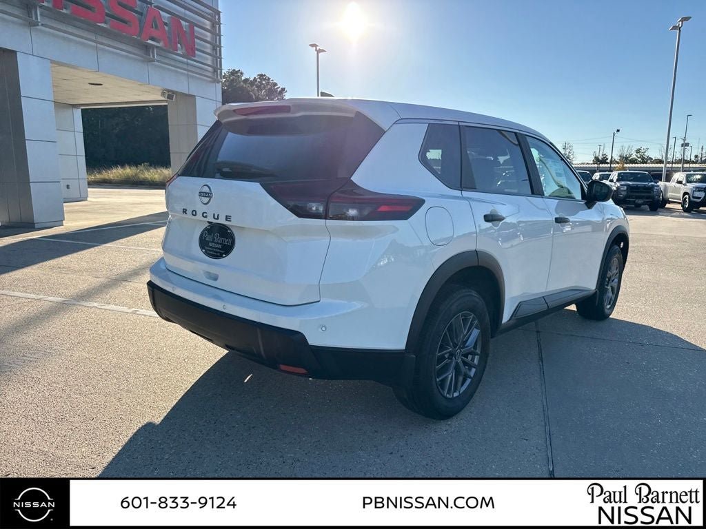 New 2026 Nissan Rogue S image 8