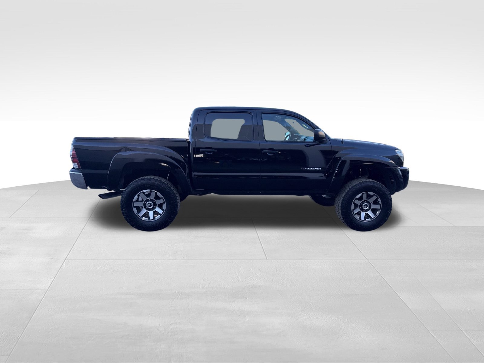 Used 2011 Toyota Tacoma PreRunner w/ SR5 Pkg #2 RWD image 6