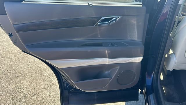 Used 2024 Genesis GV80 2.5T image 14