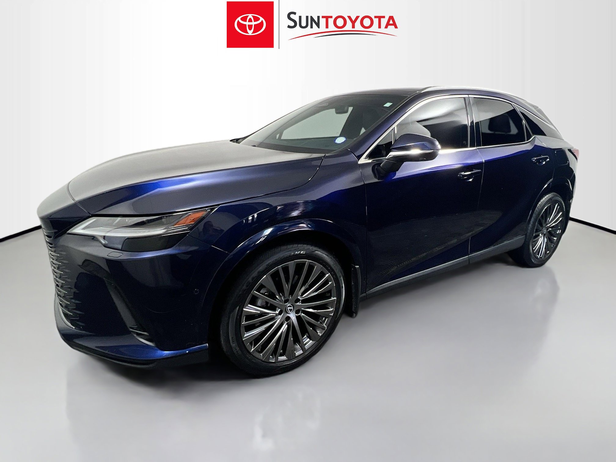 Used 2023 Lexus RX 350 FWD w/ Cold Area Package image 9