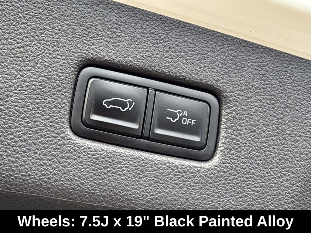 Used 2023 Kia Carnival SX Prestige FWD image 15