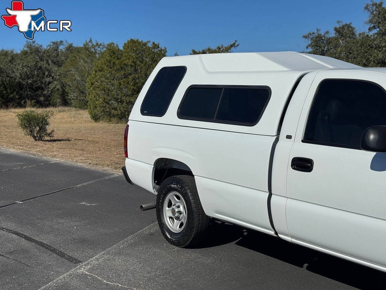 Used 2001 Chevrolet Silverado 1500 4x4 Regular Cab w/ Firm Ride Suspension Pkg image 9
