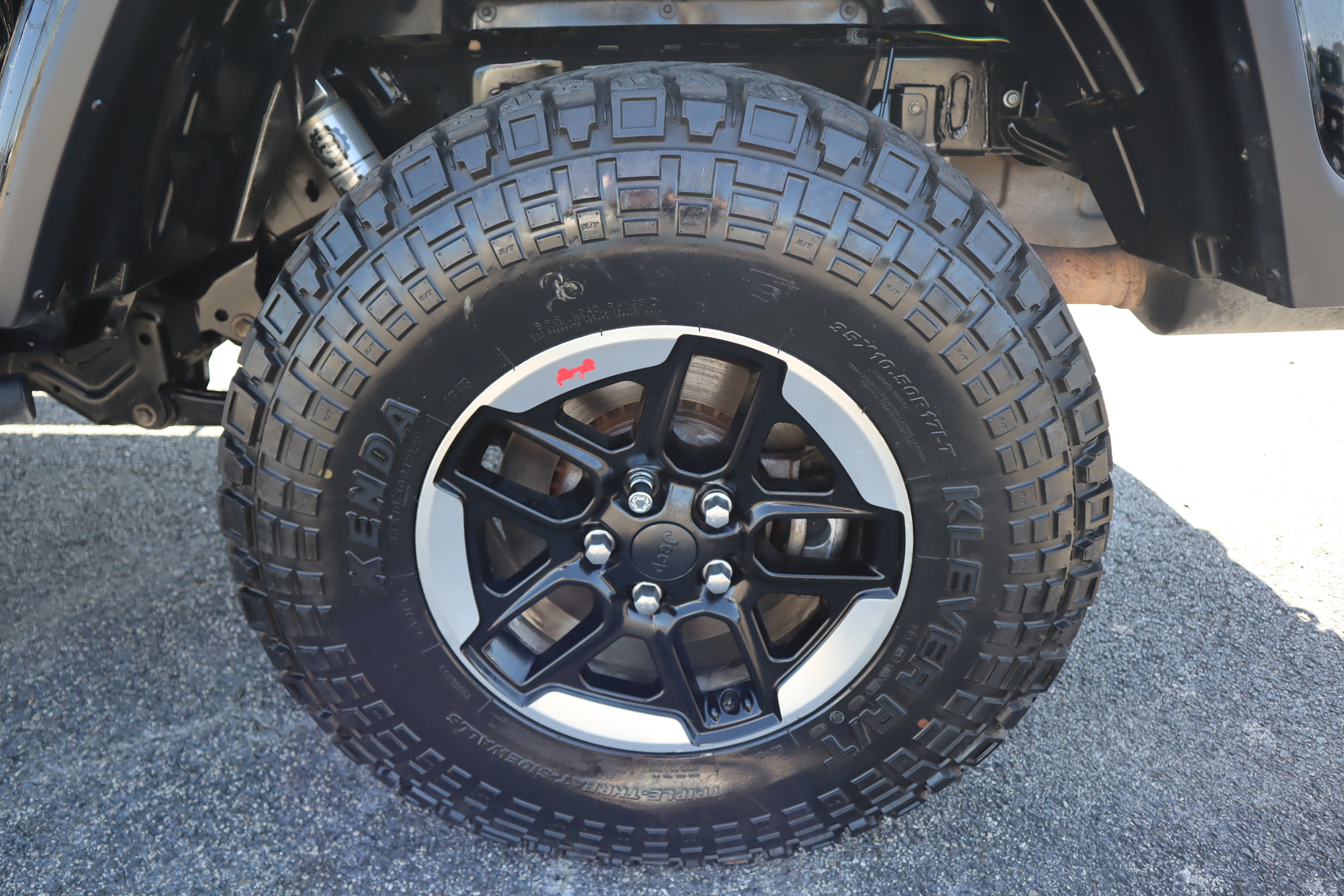 Used 2020 Jeep Gladiator Rubicon image 9