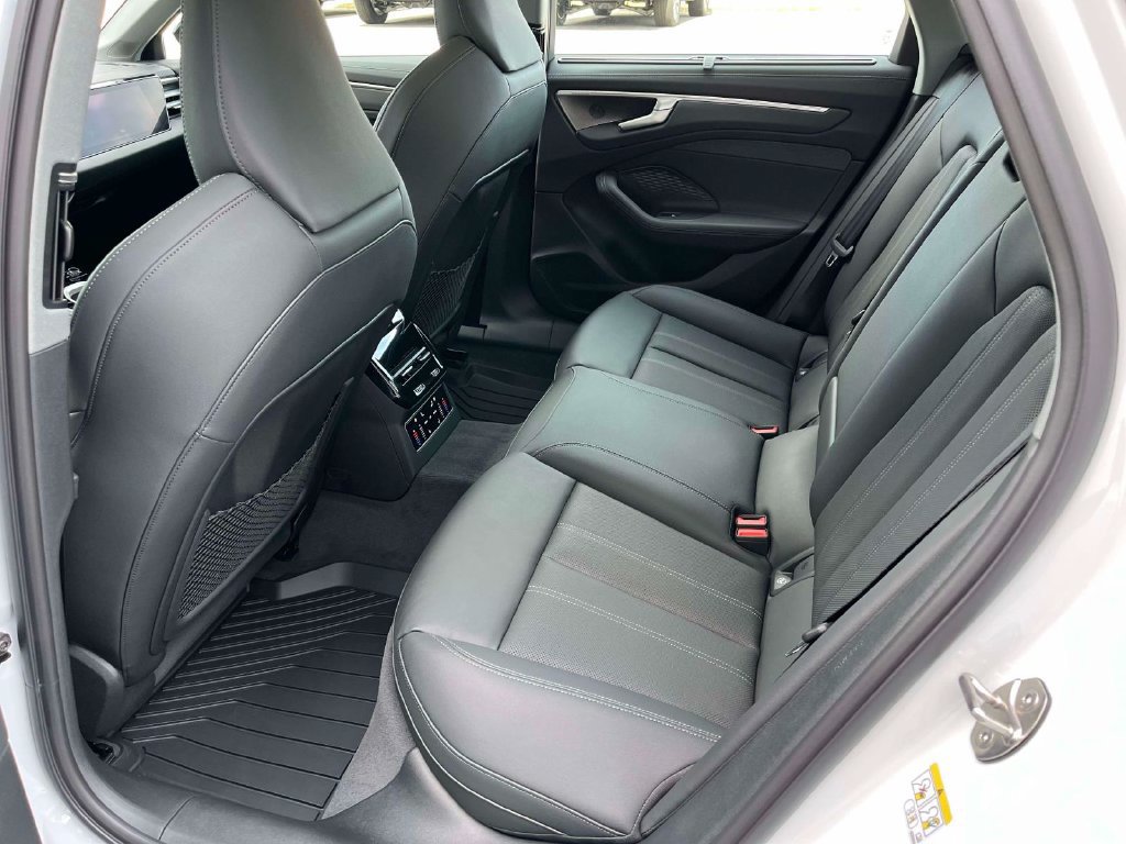 Used 2026 Audi A6 Prestige AWD/4WD image 16