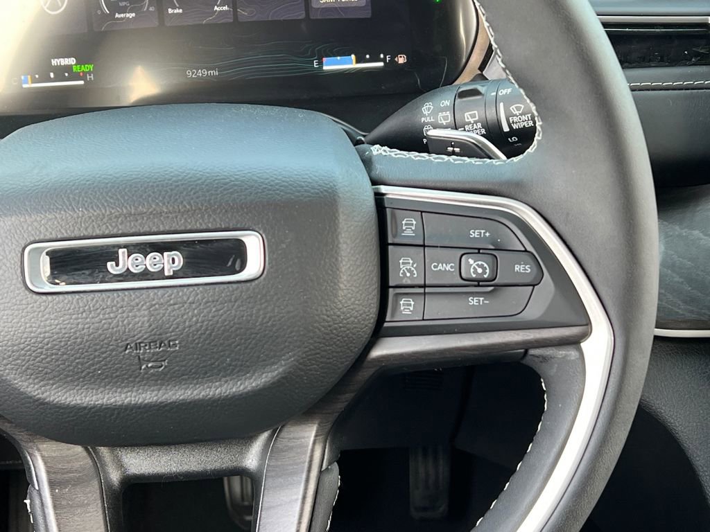 Used 2022 Jeep Grand Cherokee Limited 4xe image 19